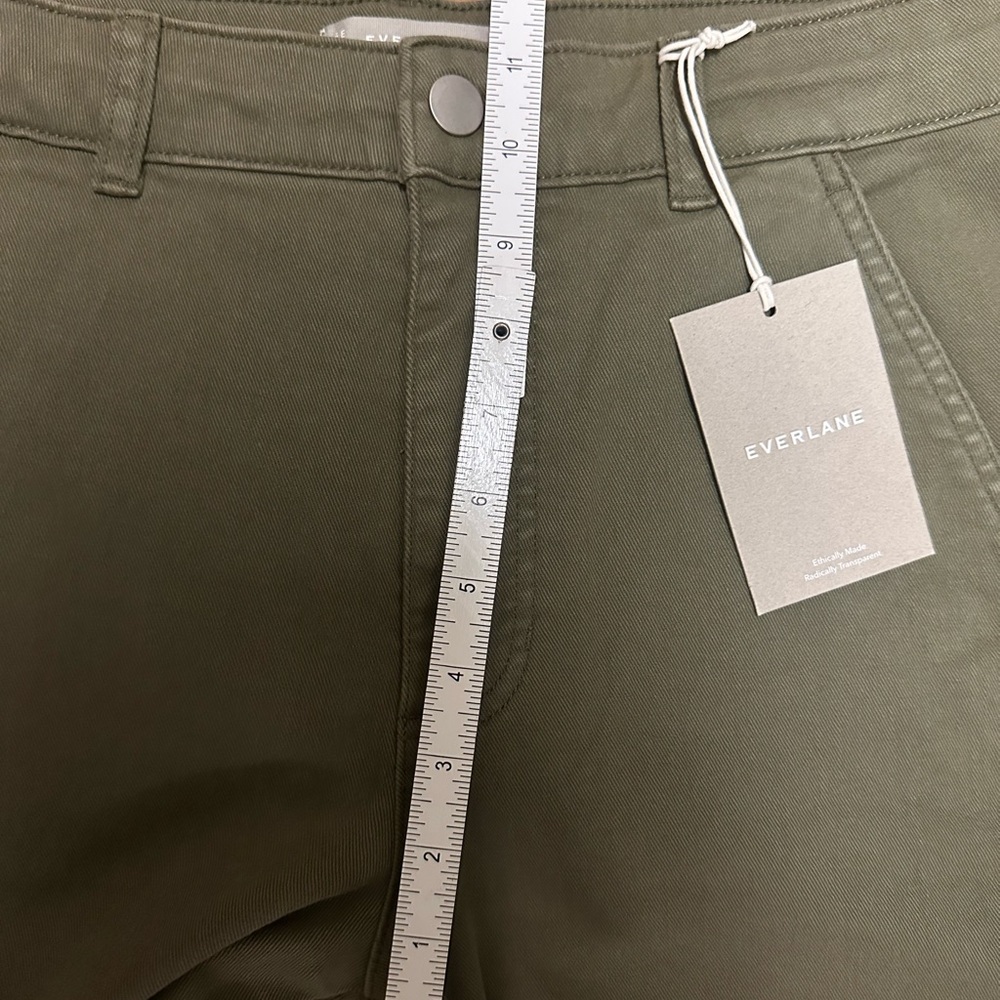 Everlane Utility Organic Cotton Barrel Pant - Picture 6 of 9